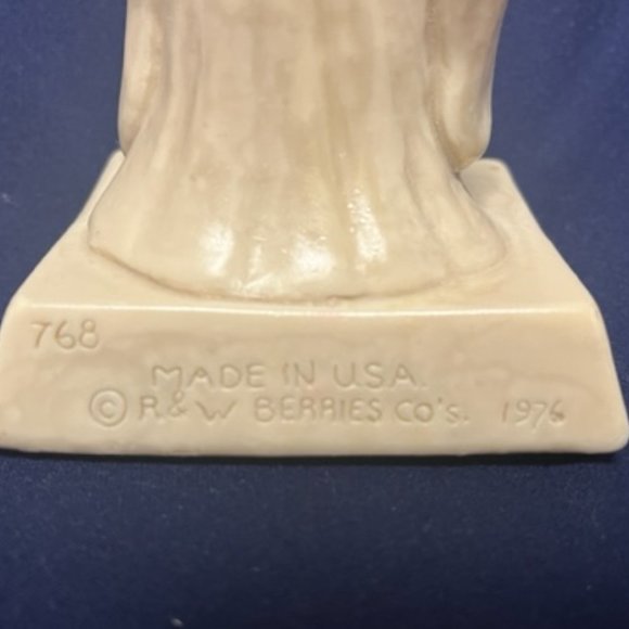 VTG "World's Greatest Student" Statue Cap Gown Diploma Plate Book 1976 - Picture 4 of 12